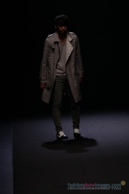 A-DEGREE-FAHRENHEIT-Tokyo-Fashion-Week-Autumn-Winter-2014-61