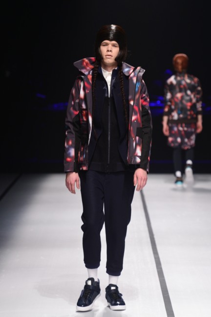 yoshio-kubo-tokyo-fashion-week-autumn-winter-2014-13