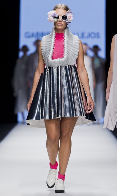 the-swedish-school-of-textiles-fashion-week-stockholm-spring-summer-2015-39