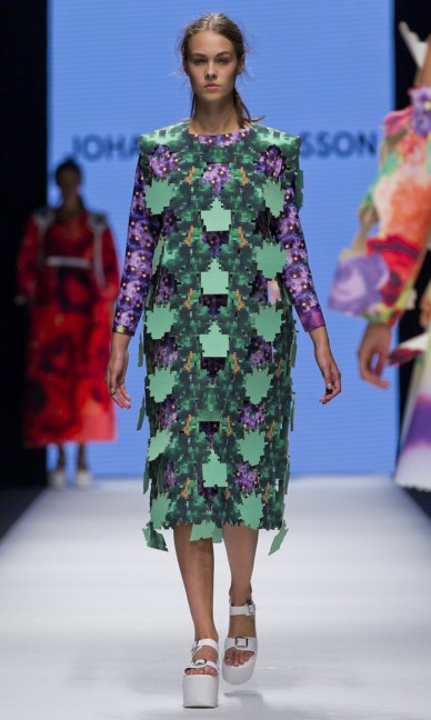 the-swedish-school-of-textiles-fashion-week-stockholm-spring-summer-2015-77