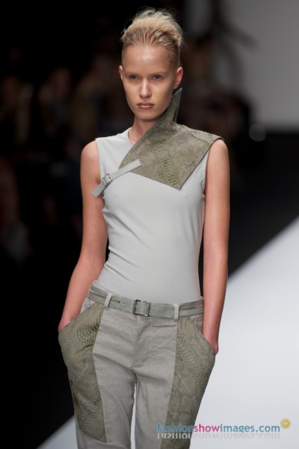 jack_hardy_lfw2010_dsc3208