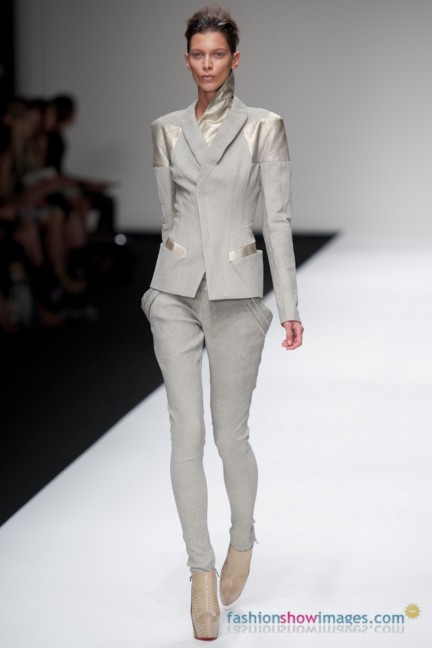 jack_hardy_lfw2010_dsc3270