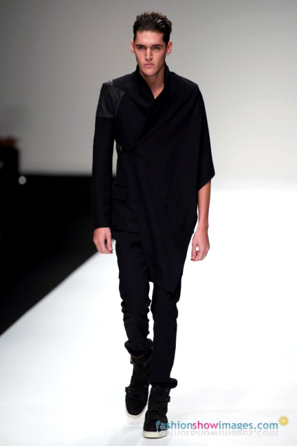 jack_hardy_lfw2010_dsc3445