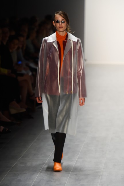 universitat-der-kunste-berlin-mercedes-benz-fashion-week-berlin-spring-summer-2015-122