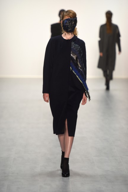 universitat-der-kunste-berlin-mercedes-benz-fashion-week-berlin-spring-summer-2015-21