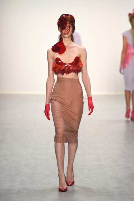 universitat-der-kunste-berlin-mercedes-benz-fashion-week-berlin-spring-summer-2015-70