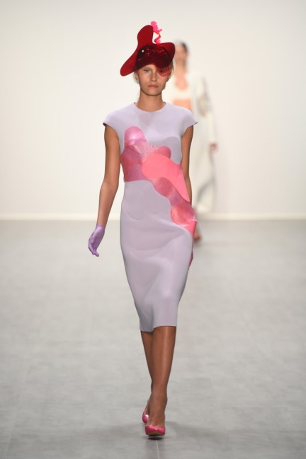 universitat-der-kunste-berlin-mercedes-benz-fashion-week-berlin-spring-summer-2015-72