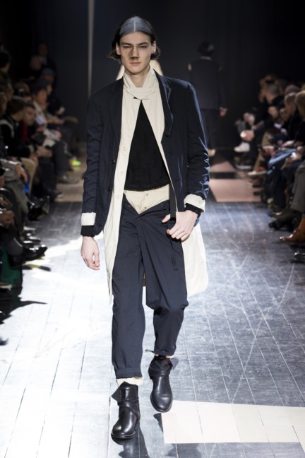 yohji-yamamoto-paris-mens-autumn-winter-2015-runway-16