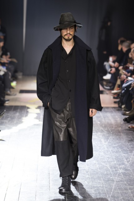 yohji-yamamoto-paris-mens-autumn-winter-2015-runway-23