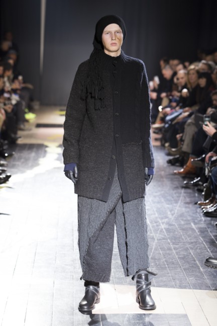 yohji-yamamoto-paris-mens-autumn-winter-2015-runway-26